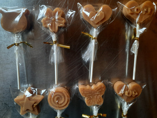 Maple candy pops