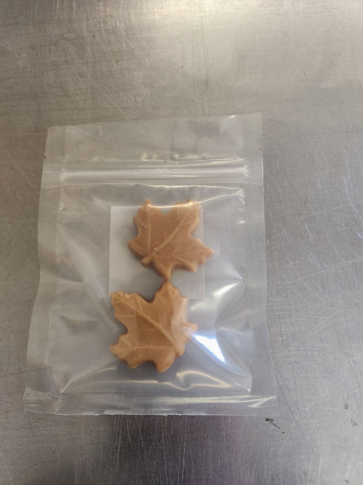 Maple candy small